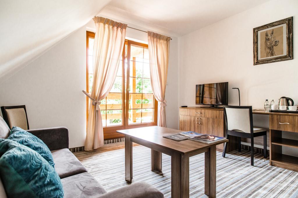 Hotel Przy Dworze Leśna Podlaska Pokoj fotografie